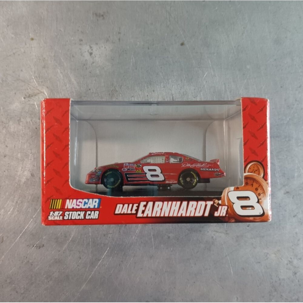NASCAR 1:87 Scale Diecast Stock Car Dale Earnhardt Jr 8 Winner Circle 2007